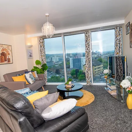 Centre Location-family Friendly-free Parking *