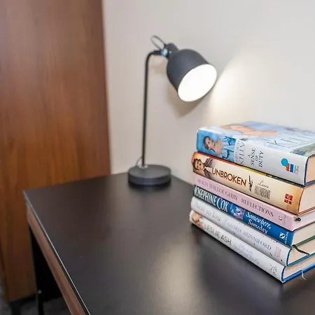 Centre Location-family Friendly-free Parking Bradford (West Yorkshire)